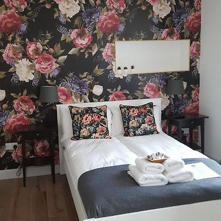 Pasta Factory Guest Rooms Γκάλγουεϊ Εξωτερικό φωτογραφία