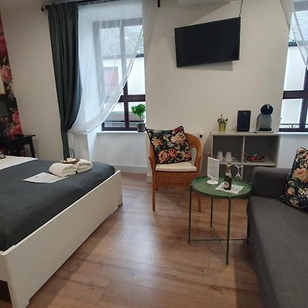 Pasta Factory Guest Rooms Γκάλγουεϊ Εξωτερικό φωτογραφία