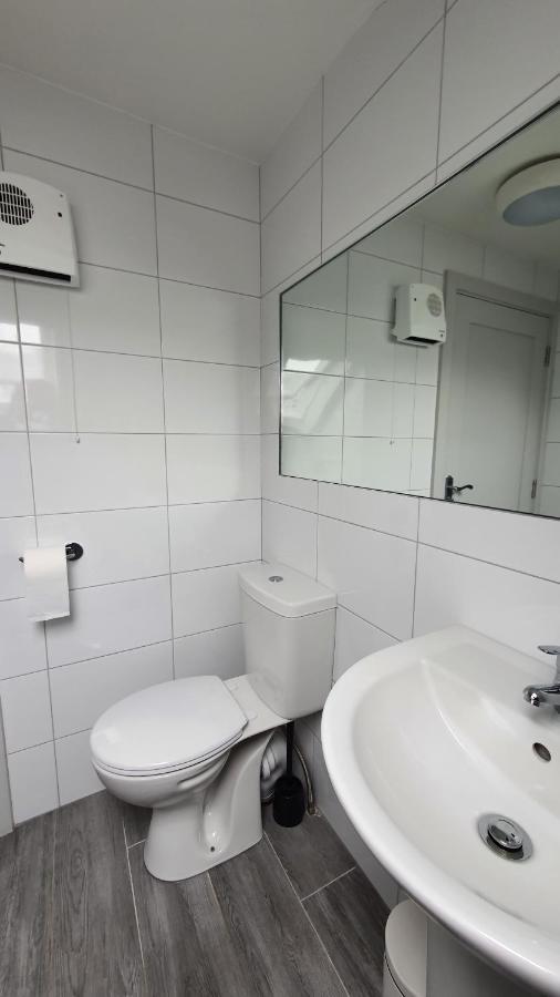 Pasta Factory Guest Rooms Γκάλγουεϊ Εξωτερικό φωτογραφία