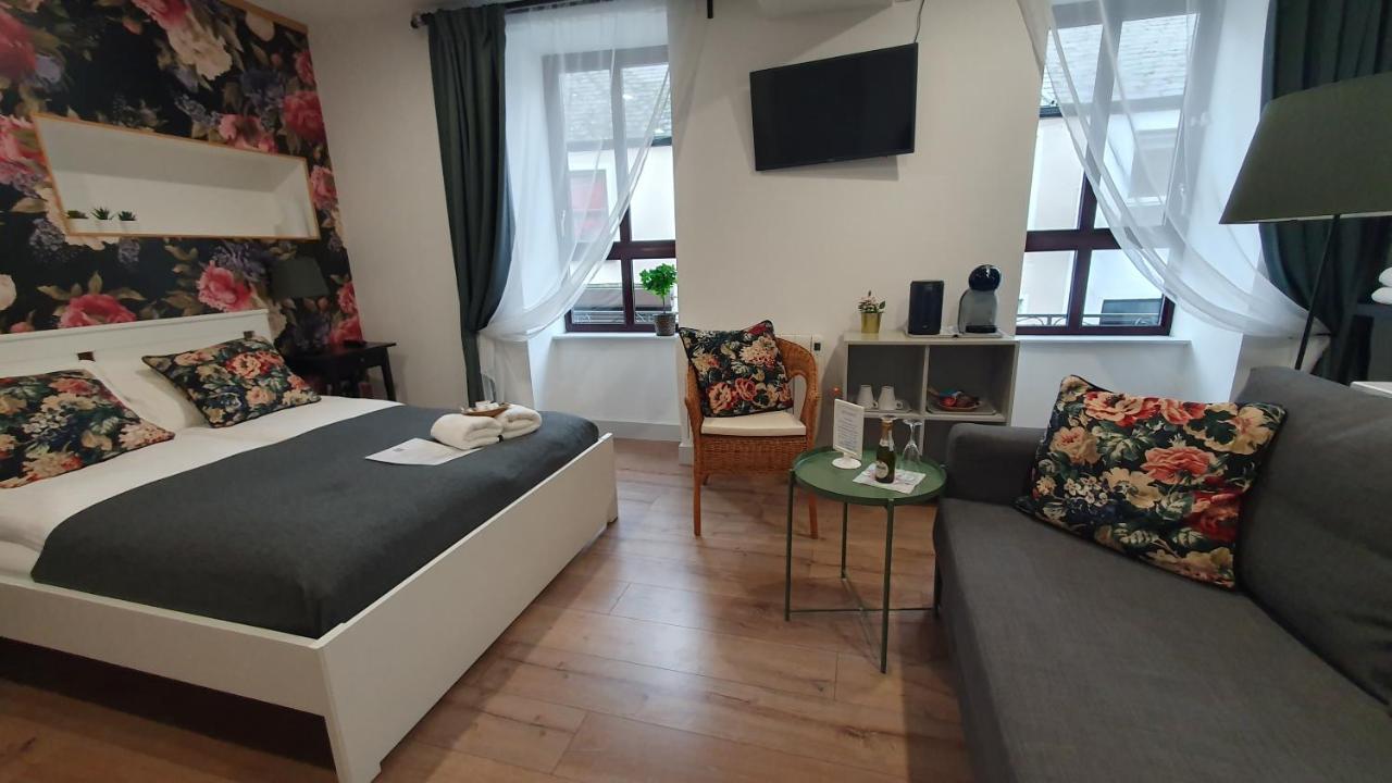 Pasta Factory Guest Rooms Γκάλγουεϊ Εξωτερικό φωτογραφία