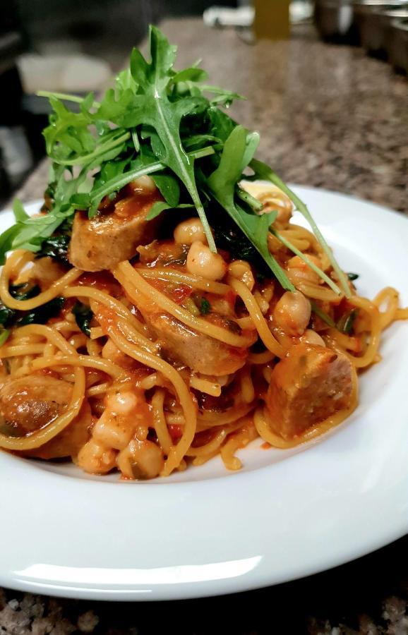 Pasta Factory Guest Rooms Γκάλγουεϊ Εξωτερικό φωτογραφία